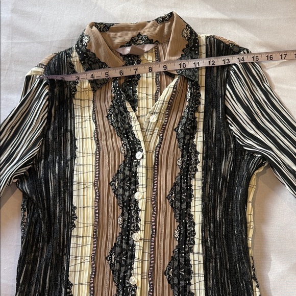 Tan Jay Blouse Striped Lace Pleats Long Bell Sleeves Black Tan Women’s Size 8 - Picture 3 of 11